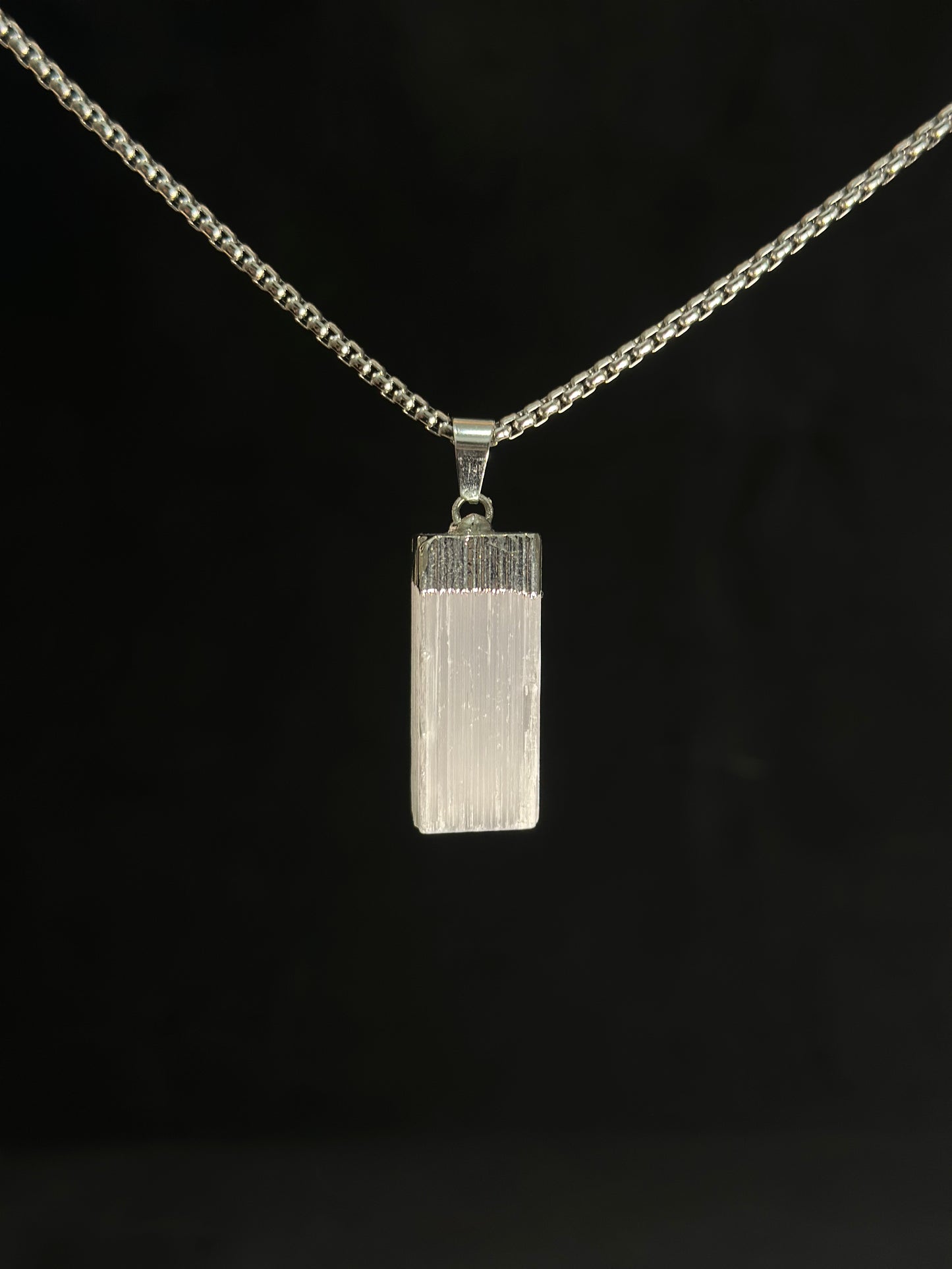 Collana Selenite