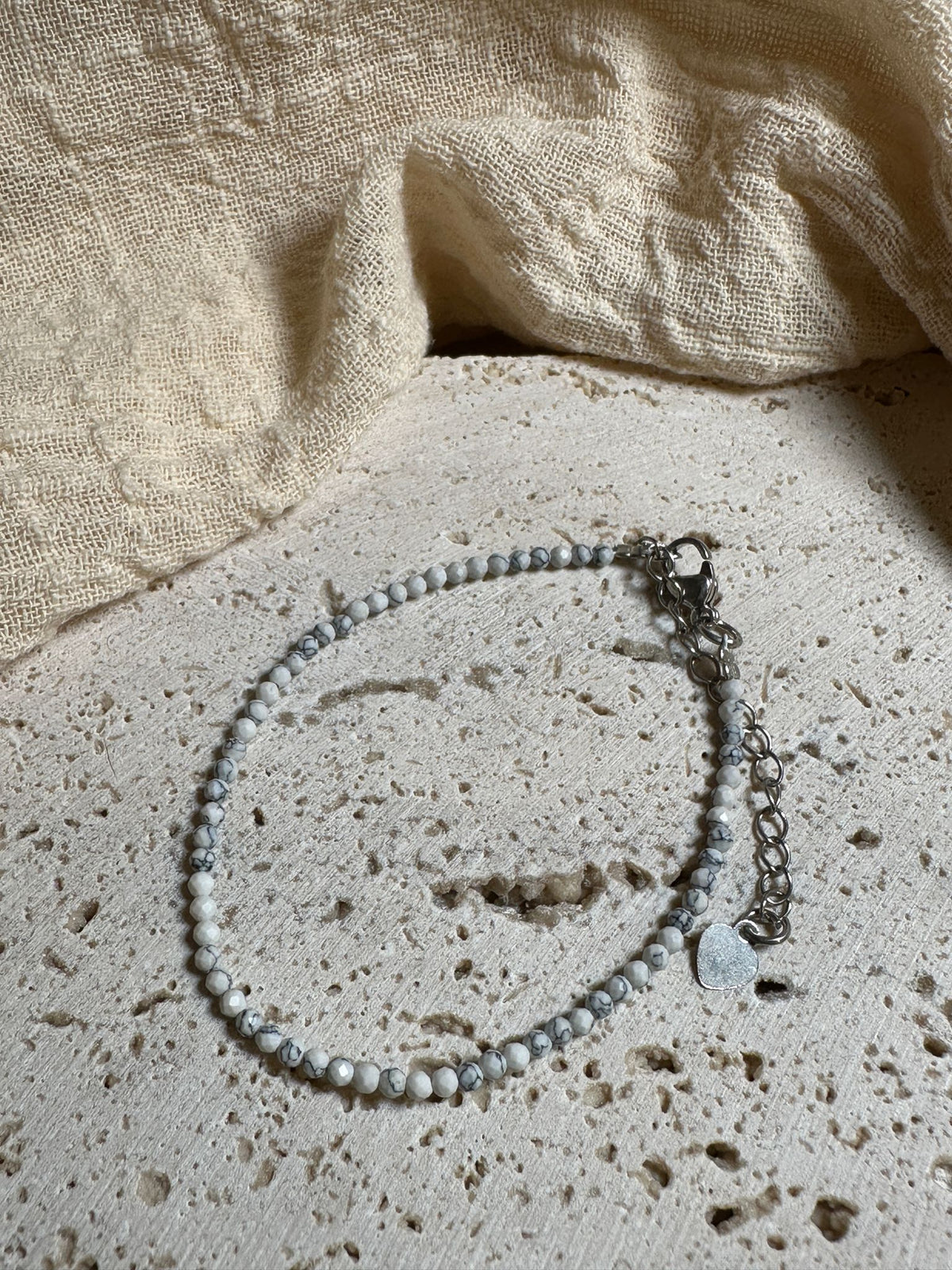 Bracciale Sfaccettato Howlite