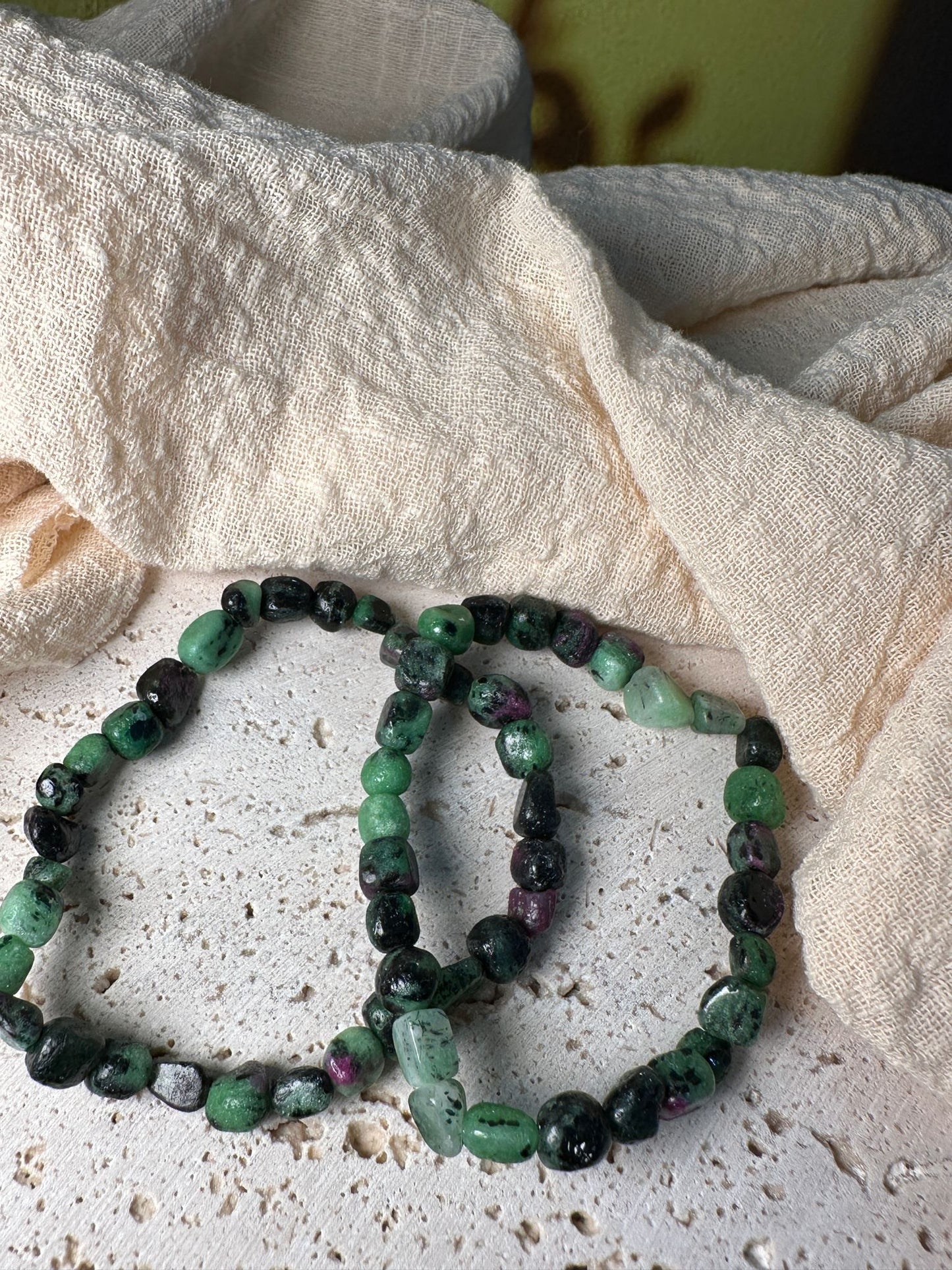Bracciale Ruby zoisite Pepita | Passione ed equilibrio