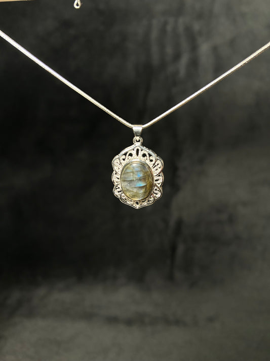 Ciondolo labradorite