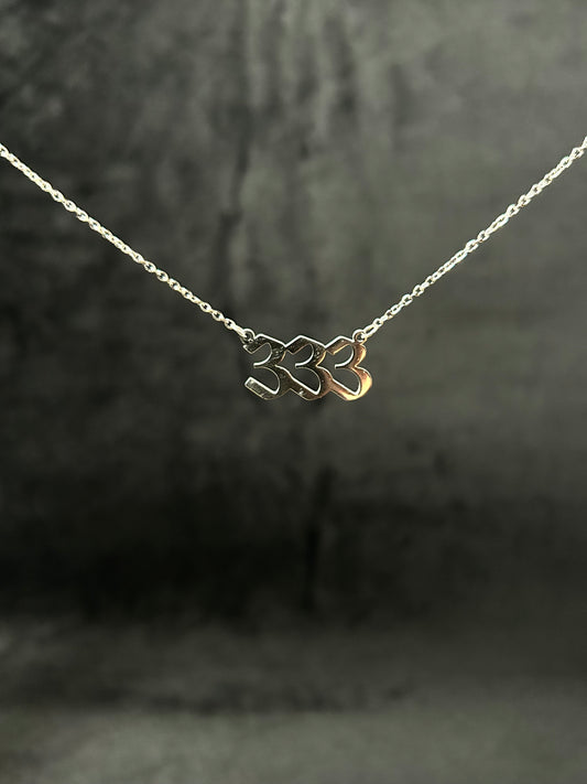 Collana 333 Angel Numbers (Acciaio)