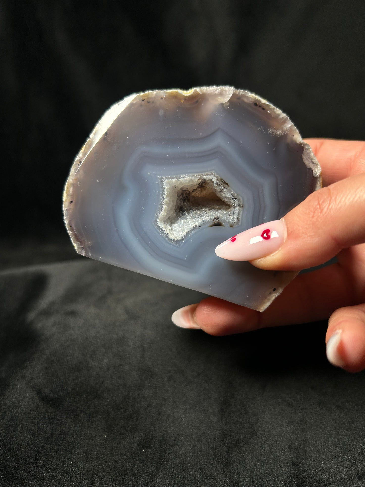 Geode agata grigia 410gr - Pezzo Unico