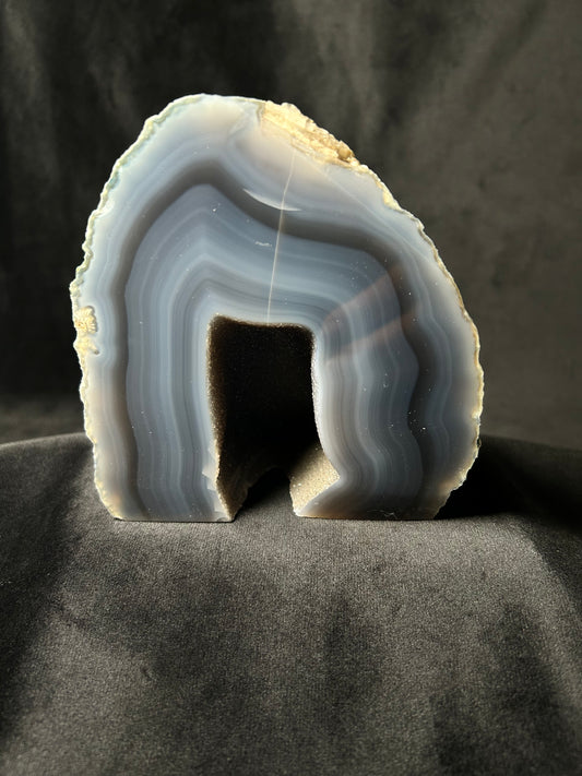 Geode agata grigia 1.290gr - Pezzo Unico
