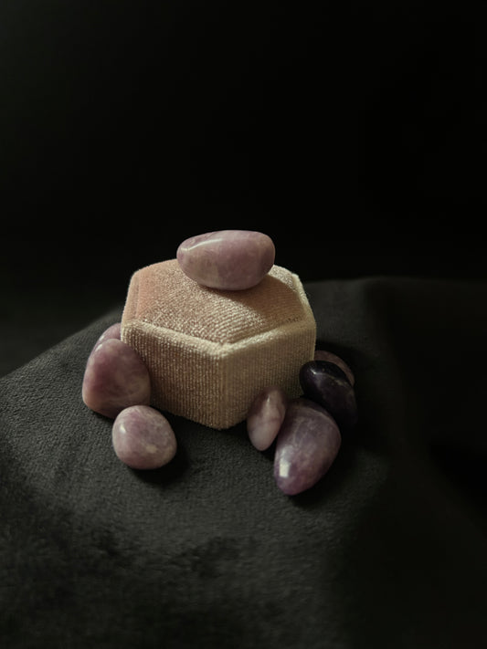 Lepidolite (mini) – Pietra dell’Armonia e del Cambiamento