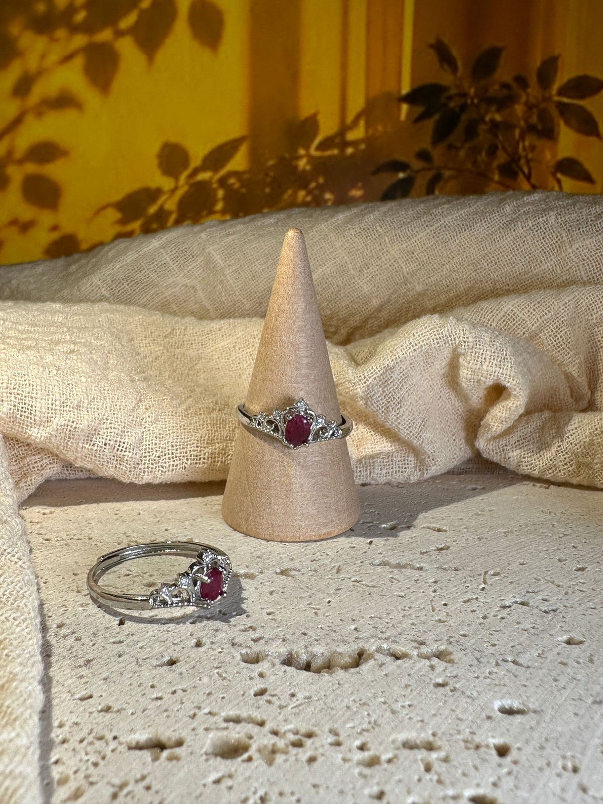 Anello Radice di Rubino | Passione e Vitalità