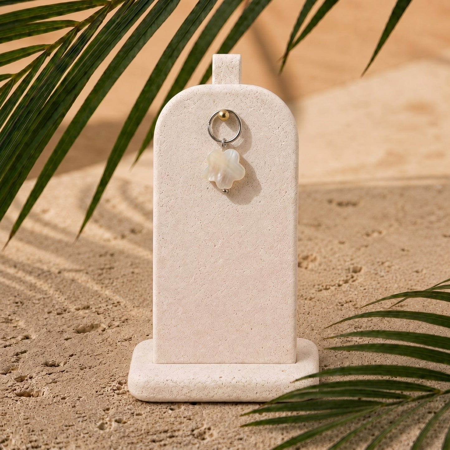 Charm fiore conchiglia bianca acciaio silver