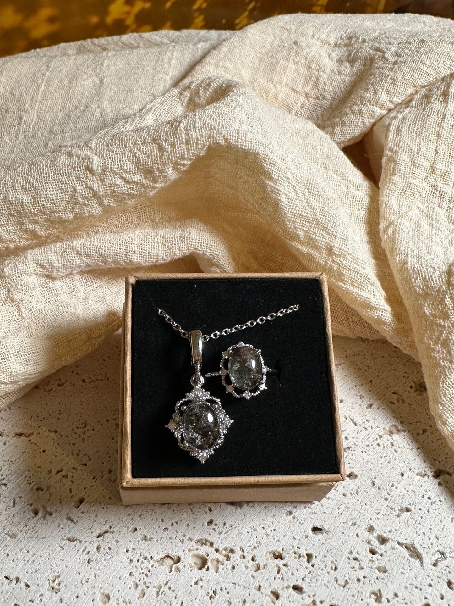 Set Lodolite | Anello e Collana |  Introspezione e chiarezza mentale