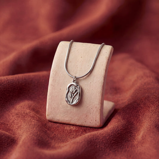 Collana Tulipano | Rinascita e Opportunità (Acciaio silver)