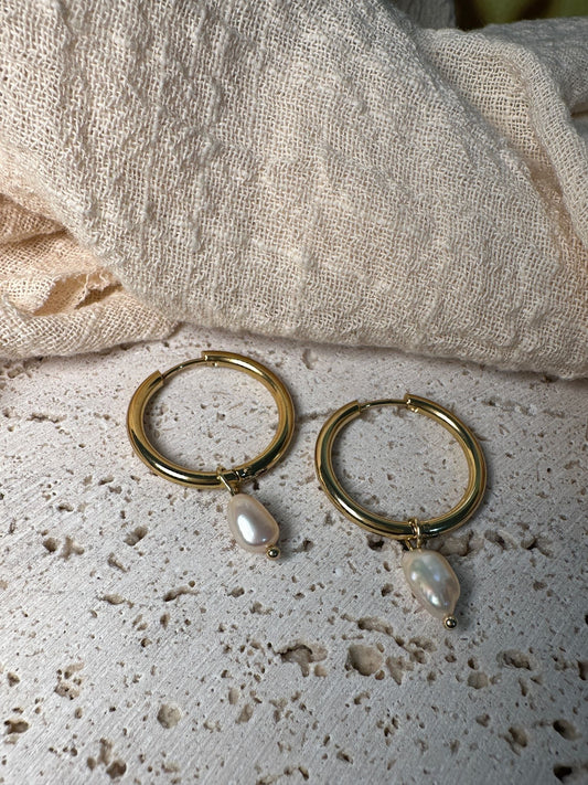 Orecchini a Cerchio con Perla d'Acqua Dolce (Acciaio gold)
